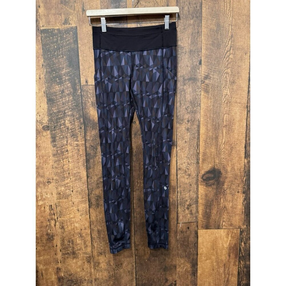 Lululemon Speed Tight II *Full-On Luxtreme Stained Glass Love Nightfall Sz 4